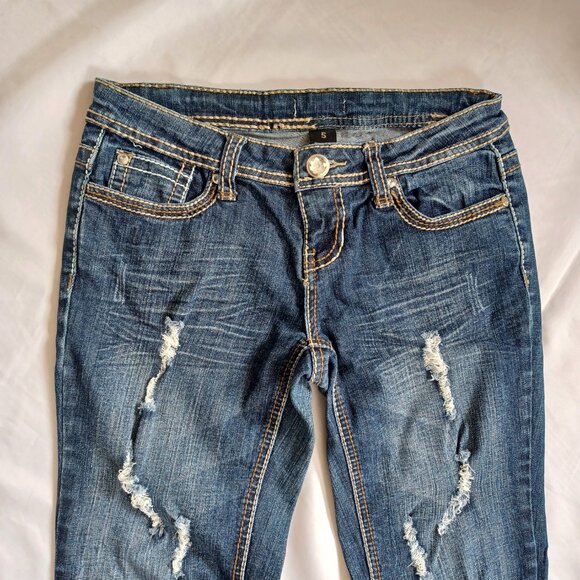 Soundgirl Jeans Bootcut Crop Raw Hem Low Rise Distressed Embellished Size 5 - Picture 3 of 12